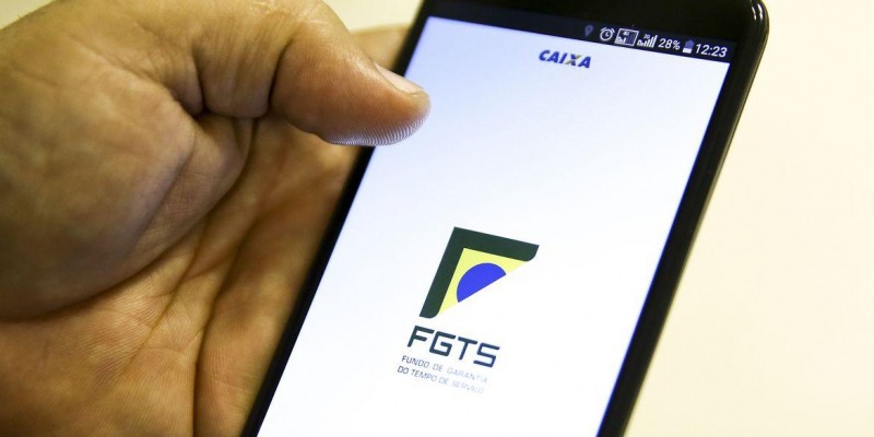 Depósito de FGTS diretamente na conta pessoal do empregado não quita obrigação